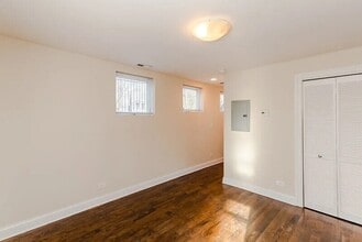 Building Photo - 649 W Deming Pl