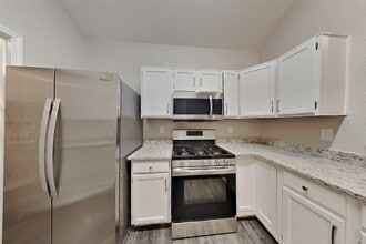 Building Photo - 1511 Miller Ave