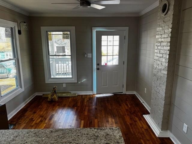 Foto del edificio - 1332 McClelland Ave