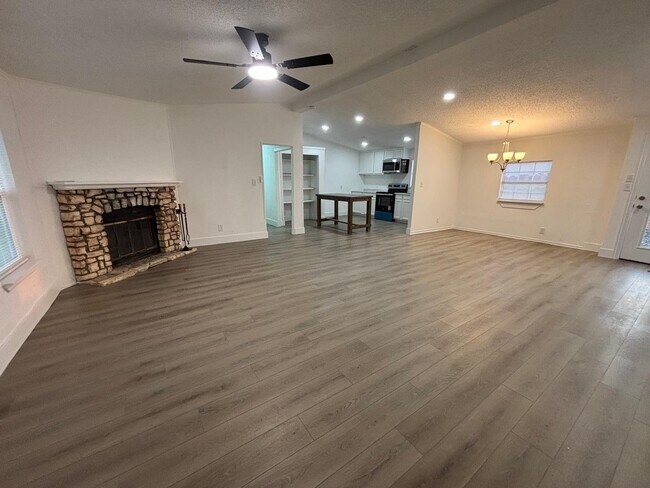 Foto del edificio - 13349 Friendship Rd