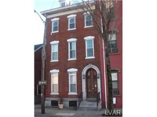 Primary Photo - 542 W Walnut St