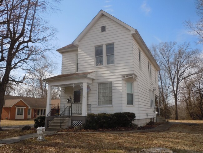 Building Photo - 123 Teckla Ave