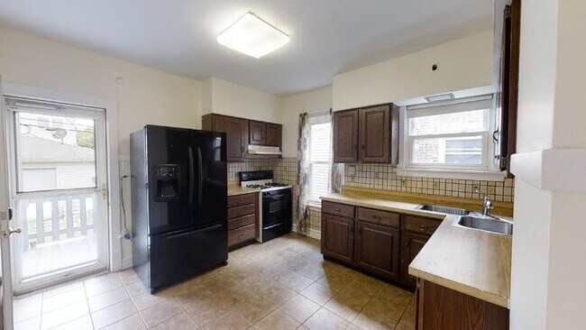 Foto del edificio - 5648 W Gunnison St