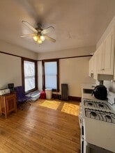 Building Photo - 2531 N Farwell Ave