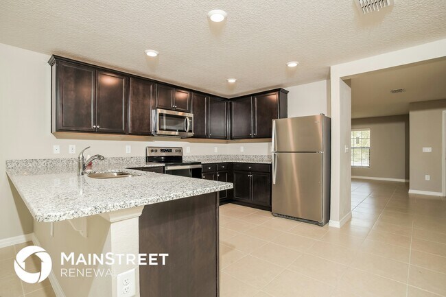 Foto del edificio - 208 Hyacinth Ct