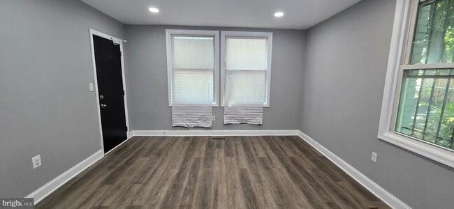 Foto del edificio - 405 34th St SE