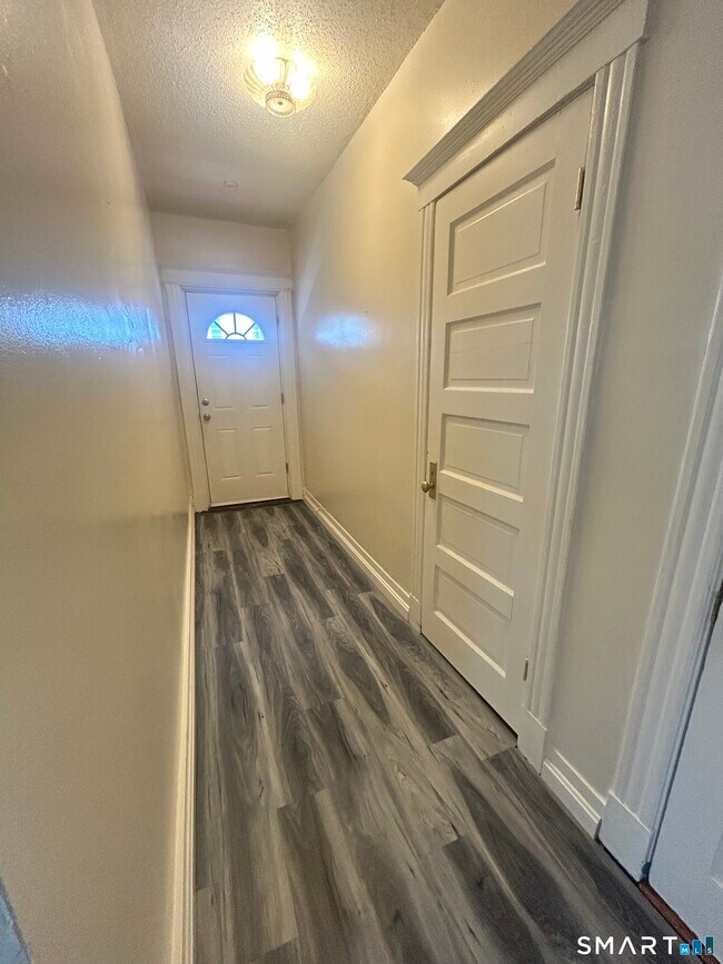 Foto del edificio - 34-36-36 Barker St