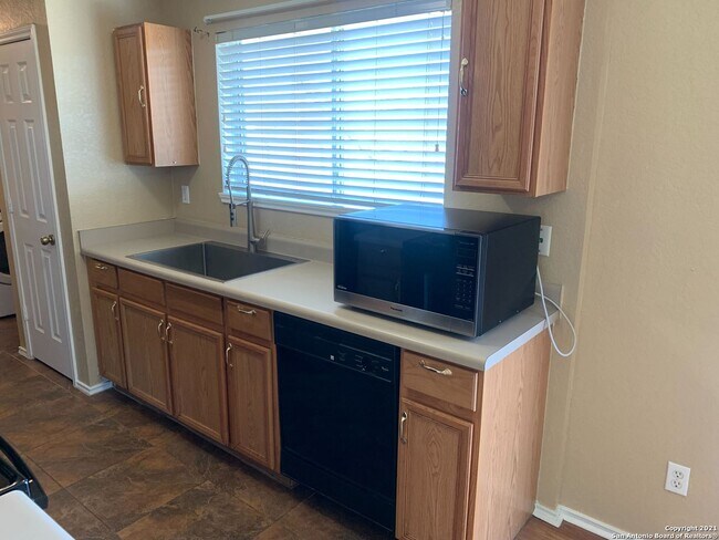 Foto del edificio - 3842 Candleglenn-