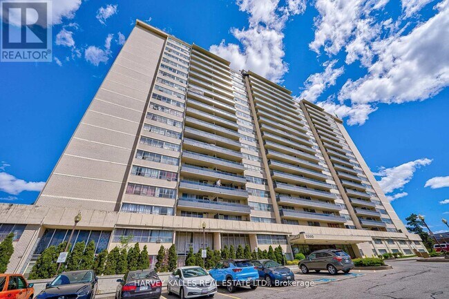 Photo du bâtiment - 2000 Sheppard Ave W