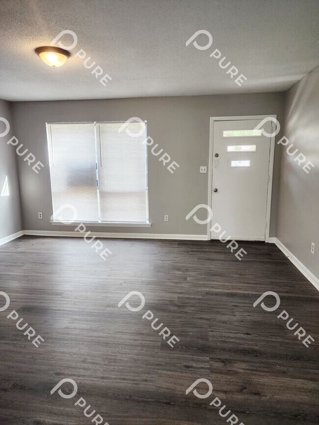 Foto del edificio - 14020 SW Wyandotte Dr