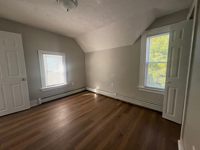 Building Photo - 76 Houston St