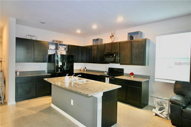 Foto del edificio - 2763 Suncoast Blend Dr