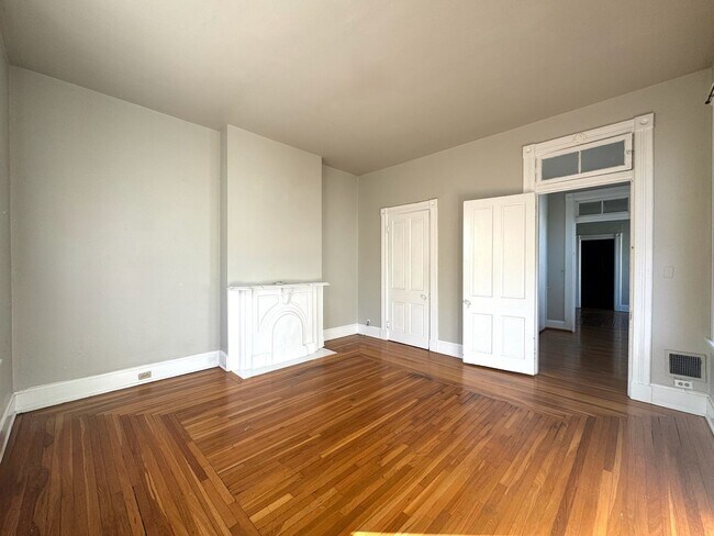 Foto del edificio - 30 Conklin St