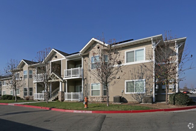Foto del edificio - Euclid Village Apartments