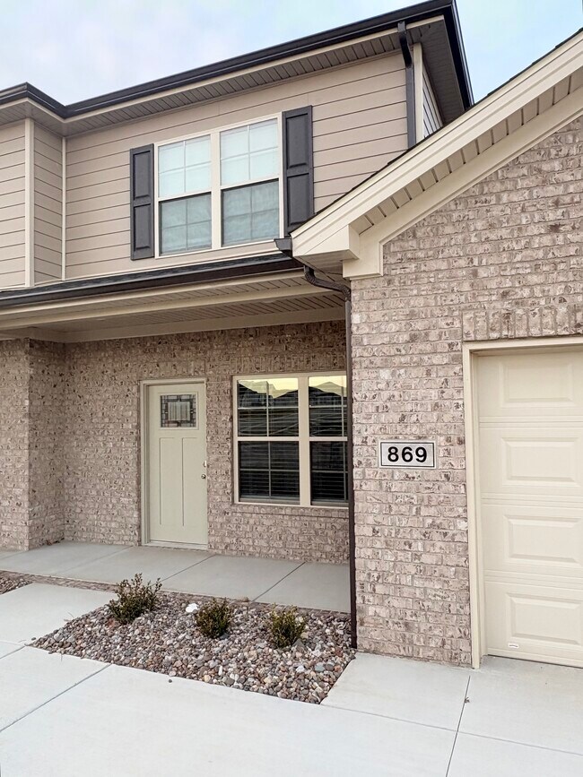 Foto del edificio - 869 Rodeo Ln