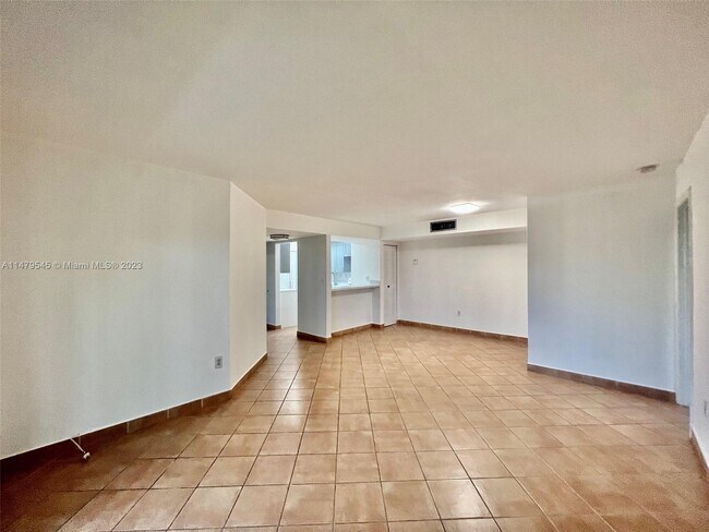 Foto del edificio - 10755 SW 108th Ave