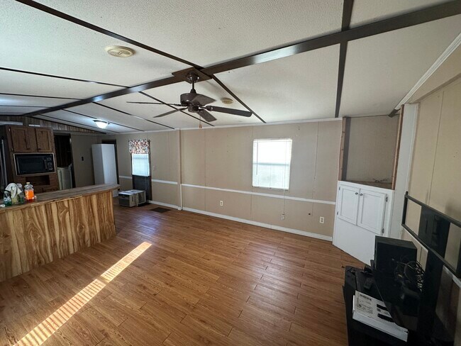 Foto del edificio - 383 Briarwood Rd