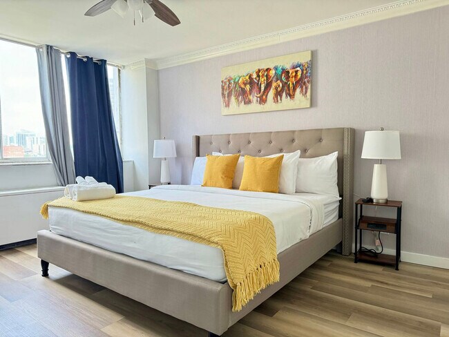 Building Photo - 215 Piedmont Ave NE