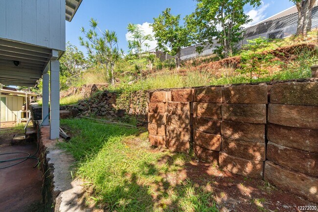 Foto del edificio - Fully Renovated 1BR/1BA/1PKG in Pearl City.