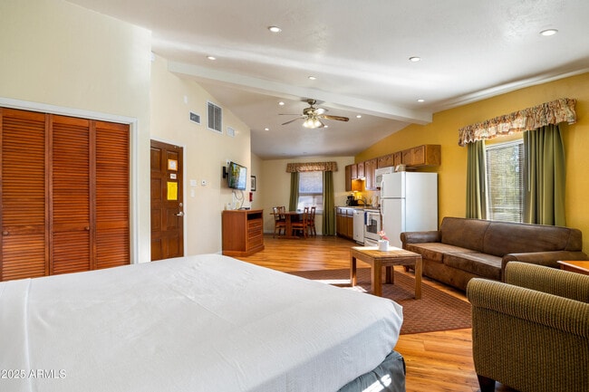 Foto del edificio - 5829 Buck Springs Rd