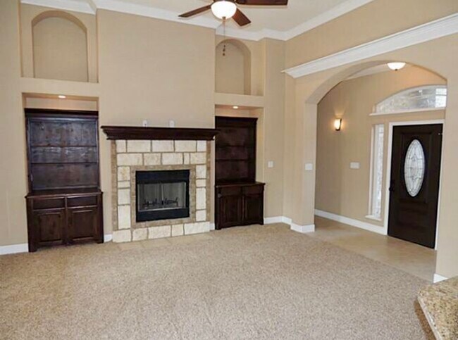 Foto del edificio - 3817 Enchanted Rock Rd