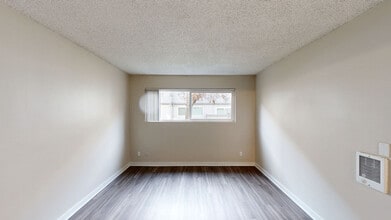 Interior Photo - Rosebeach