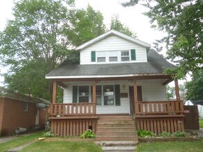 Building Photo - 8466 Jackson Ave