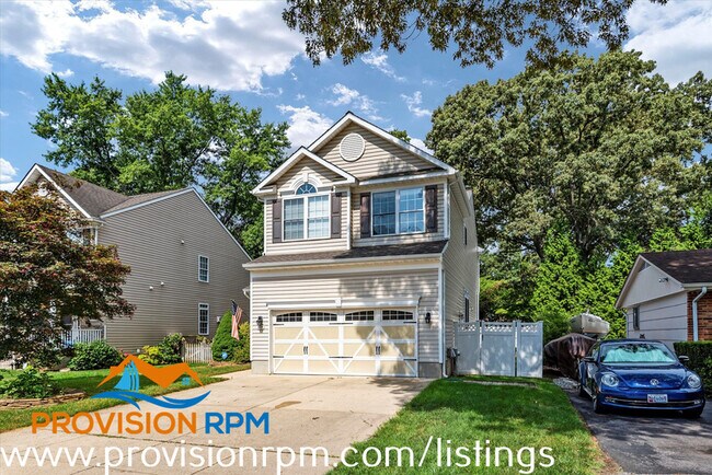 Foto del edificio - 618 Cypress Ln