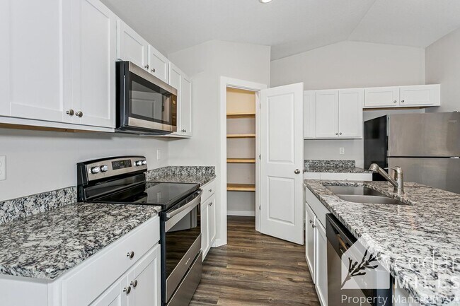 Foto del edificio - Beautiful 3-Bedroom Duplex in Park City!