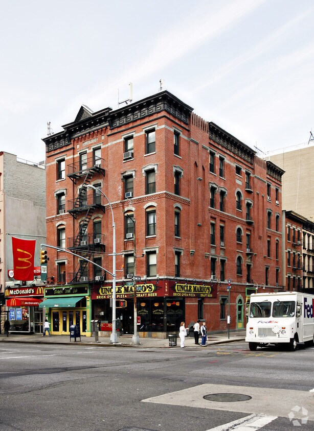 Foto principal - 737-739 Ninth Ave