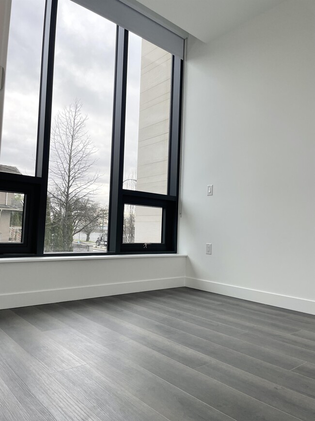 Building Photo - 8181 Chester St