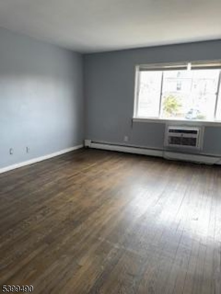 Foto del edificio - 117 W 3rd Ave