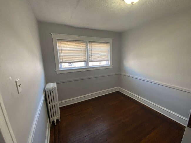 Foto del edificio - 2 bedroom house for rent