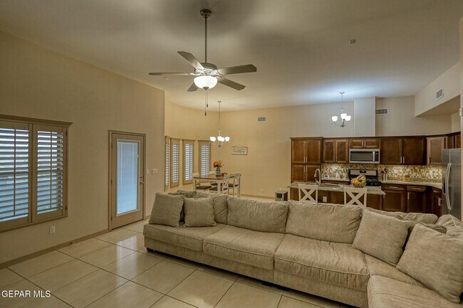 Foto del edificio - 13677 Holbeck St