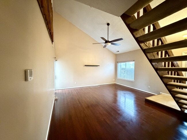 Foto del edificio - 845 Crashaw St