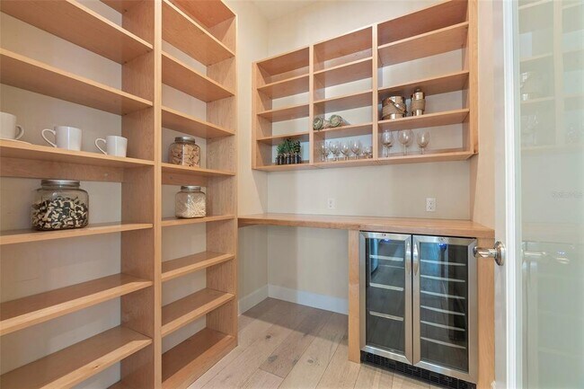 Foto del edificio - 726 SW 131st Dr
