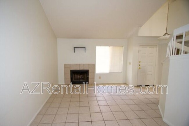 Building Photo - 1706 N El Camino