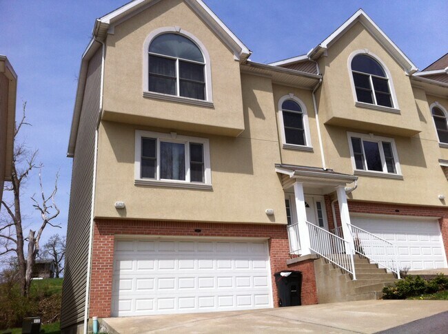 Front - 248 palisades drive