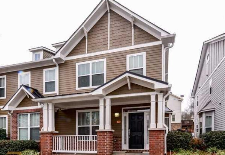 Foto principal - 284 16th St NW