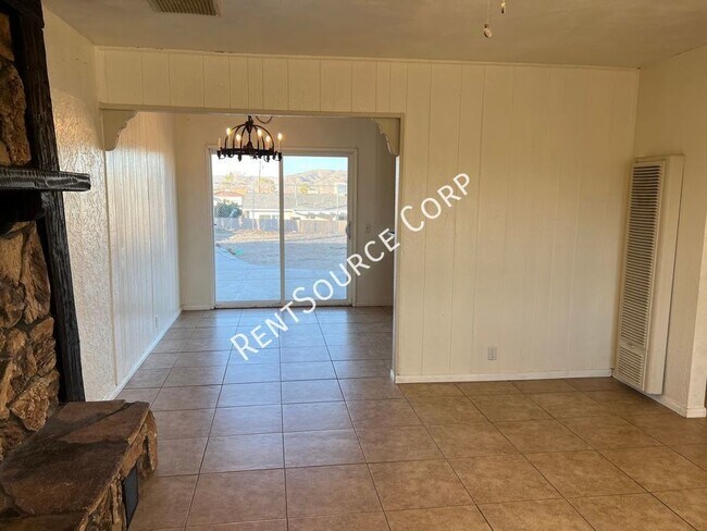 Foto del edificio - 1705 Church St