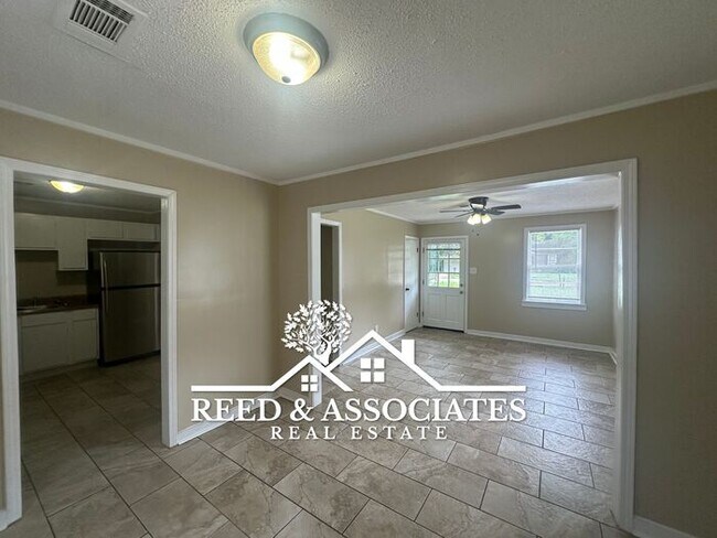 Foto del edificio - 3 Bedroom in Shelby Forest - Frayser