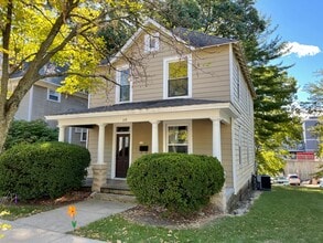 Building Photo - 115 W Lutz Ave