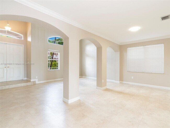 Foto del edificio - 16523 SW 66th St
