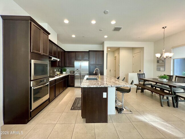 Foto del edificio - 7333 E Vista Bonita Dr