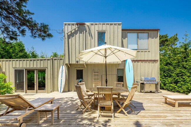 Foto del edificio - 53 Clinton Academy Ln