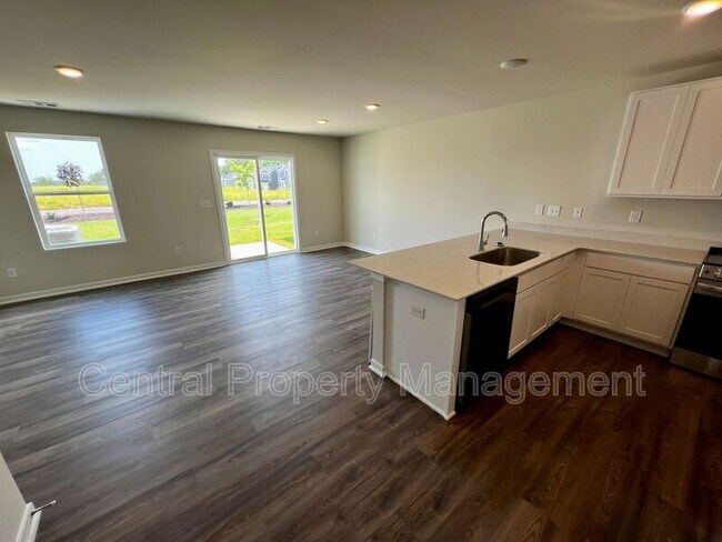 Foto del edificio - 6014 Tavener Dr
