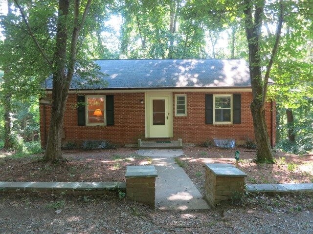 Primary Photo - 510 Nob Hill Cir