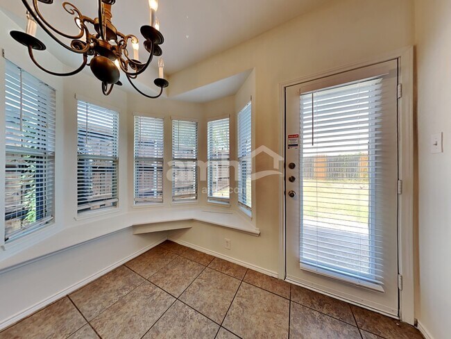 Building Photo - 9862 Gessner Dr