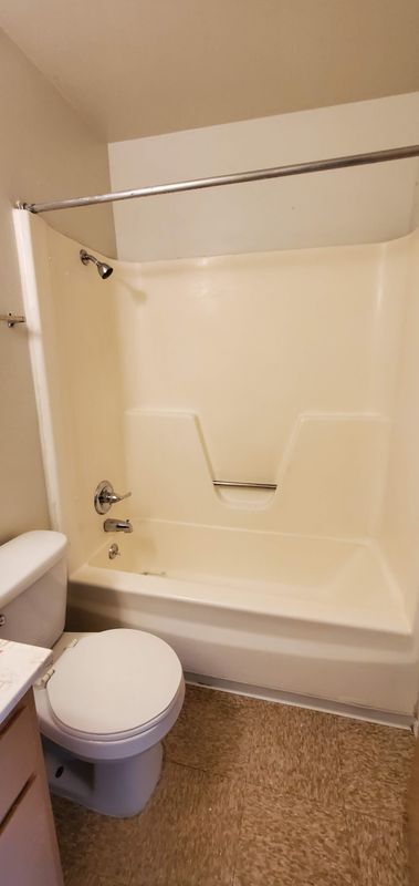 Building Photo - 320 Tennessee St SE