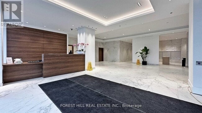 Photo du bâtiment - 1928 Lake Shore Blvd W